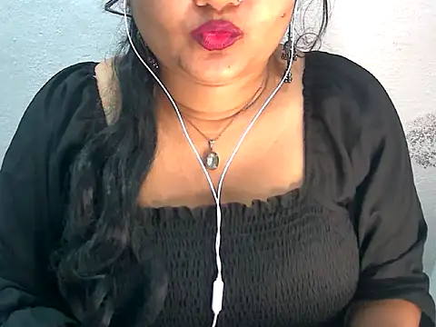 Snapshot of Saniya_K2 chatting on July 23, 2026, 4:36 pm Saniya K2 online show from July 23, 2026, 4:36 pm