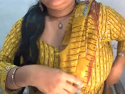 Snapshot of Saniya_K2 chatting on July 16, 2026, 5:10 pm Saniya K2 online show from July 16, 2026, 5:10 pm