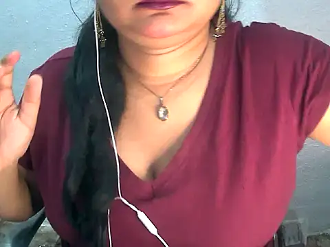 Snapshot of Saniya_K2 chatting on July 30, 2026, 5:23 pm Saniya K2 online show from July 30, 2026, 5:23 pm
