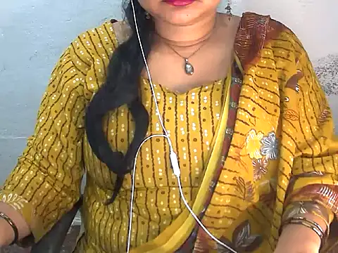 Snapshot of Saniya_K2 chatting on August 5, 2026, 5:18 pm Saniya K2 online show from August 5, 2026, 5:18 pm