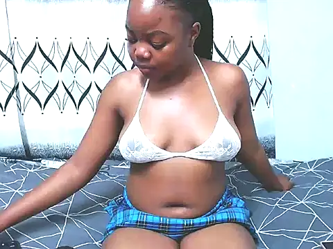 Snapshot of AlliBabe chatting on February 12, 2026, 6:51 pm AlliBabe online show from February 12, 2026, 6:51 pm