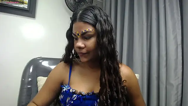 Snapshot of yaazhinii chatting on March 26, 2026, 12:14 pm yaazhinii online show from March 26, 2026, 12:14 pm