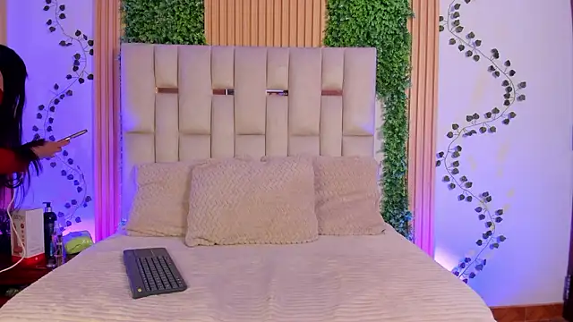 Emma Nmm online show from February 23, 2026, 7:25 pm