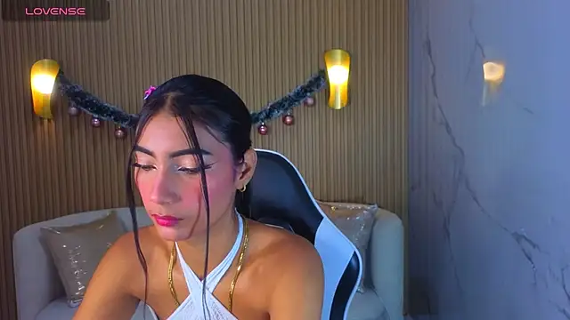 Perla Moon Tx online show from February 7, 2026, 12:46 pm