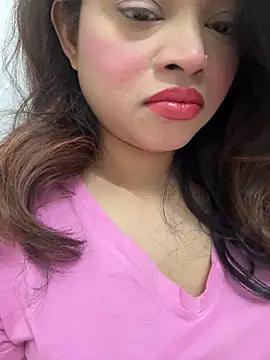 Snapshot of riya_sharma11 chatting on March 5, 2026, 5:20 pm riya sharma11 online show from March 5, 2026, 5:20 pm