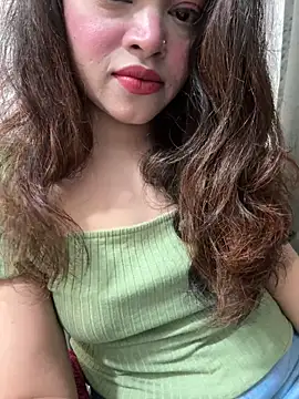 riya sharma11 online show from April 28, 2026, 6:01 pm