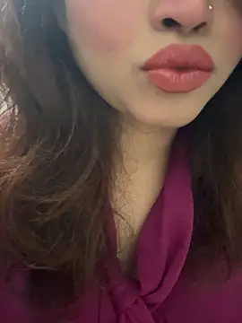 Snapshot of riya_sharma11 chatting on March 15, 2026, 4:25 pm riya sharma11 online show from March 15, 2026, 4:25 pm