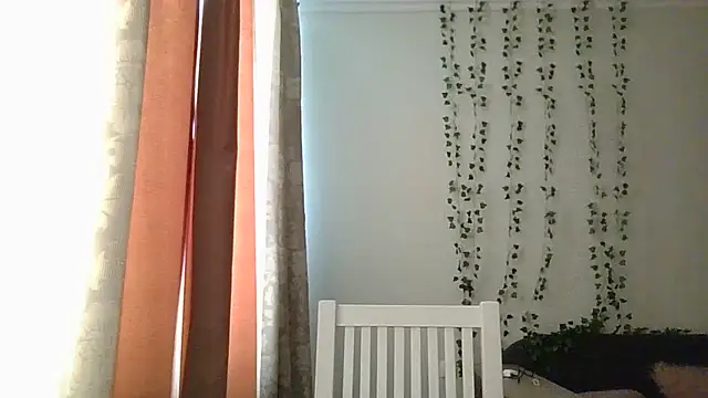 LilitTXX online show from August 4, 2026, 7:13 am
