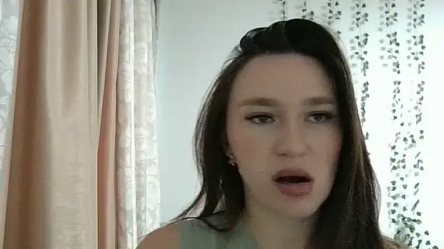 LilitTXX online show from July 19, 2026, 7:50 am