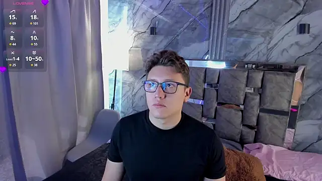 Manson and Zoe online show from May 8, 2026, 3:16 pm