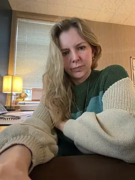 victoriarising online show from February 4, 2026, 8:48 pm