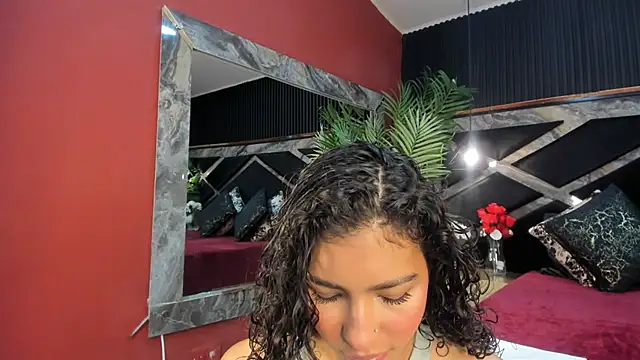 CharlotteMein online show from March 31, 2026, 11:56 am