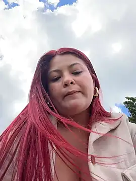 Lia-Moon77 online show from June 26, 2026, 6:03 pm