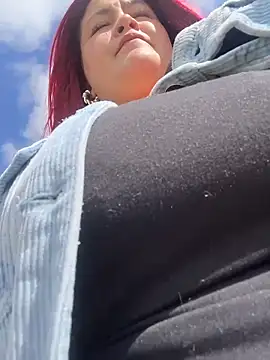 Snapshot of Lia-Moon77 chatting on March 13, 2026, 7:52 pm Lia-Moon77 online show from March 13, 2026, 7:52 pm