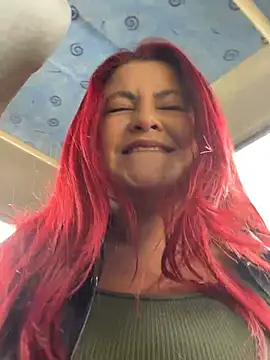 Lia-Moon77 online show from February 5, 2026, 7:21 pm