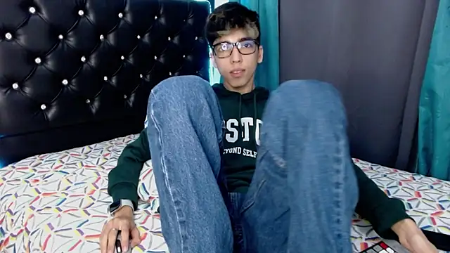 gabriel x18 online show from February 27, 2026, 5:29 am