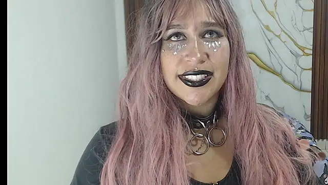 Snapshot of valen_ros chatting on March 4, 2026, 6:04 pm valen ros online show from March 4, 2026, 6:04 pm