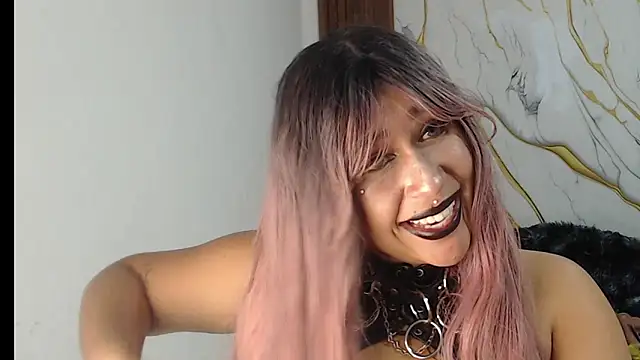 Snapshot of valen_ros chatting on March 11, 2026, 5:07 pm valen ros online show from March 11, 2026, 5:07 pm