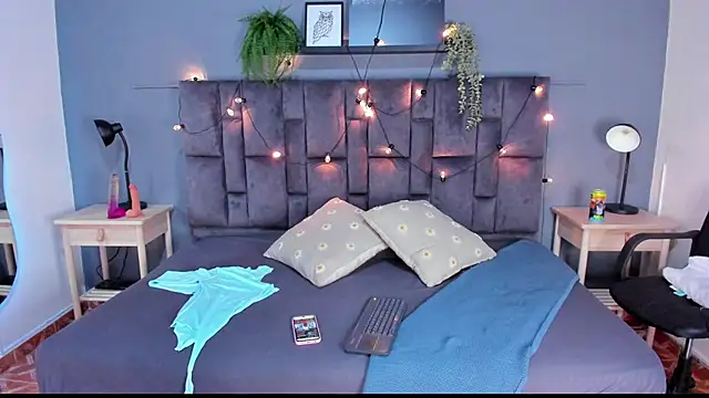 FernandaBrown   online show from February 20, 2026, 7:38 pm