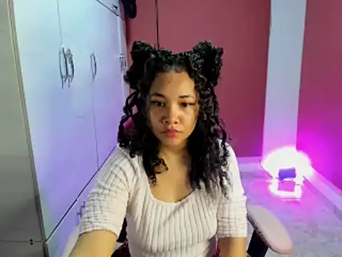 CHANELL SEXY online show from February 6, 2026, 7:21 pm