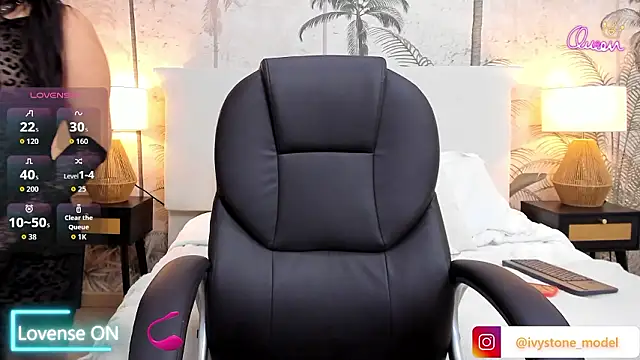 IvyStonne online show from March 8, 2026, 4:32 pm