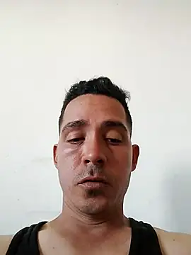 Snapshot of Santiago_vnz chatting on March 15, 2026, 9:00 pm Santiago vnz online show from March 15, 2026, 9:00 pm