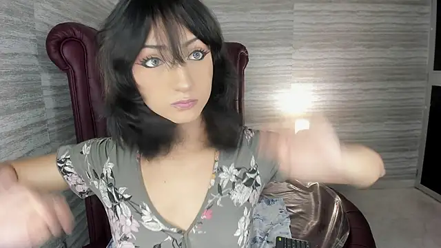 sweetness siren online show from March 25, 2026, 4:01 am