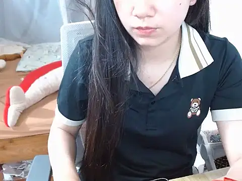 cutegirl223 online show from February 5, 2026, 6:53 am