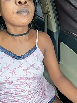 Snapshot of Ebony_Queeen chatting on July 28, 2026, 2:24 pm Ebony Queeen online show from July 28, 2026, 2:24 pm