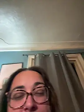 Snapshot of kayleighgirl chatting on August 9, 2026, 8:53 am kayleighgirl online show from August 9, 2026, 8:53 am
