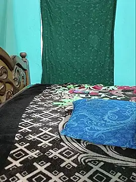 Tamilkannadacouple online show from June 13, 2026, 4:43 am