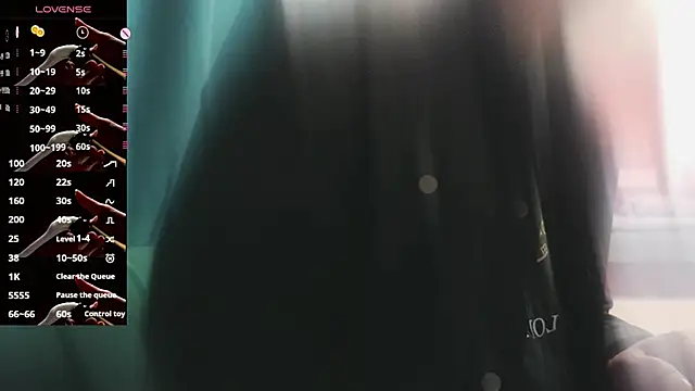 kisstianxin online show from March 18, 2026, 3:57 pm