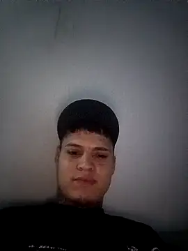 elvaquero06 online show from February 13, 2026, 11:16 pm