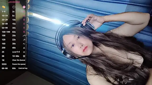 Snapshot of cicimm chatting on April 6, 2026, 5:30 am cicimm online show from April 6, 2026, 5:30 am