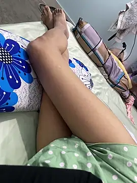 Linda-2x online show from February 5, 2026, 8:21 am