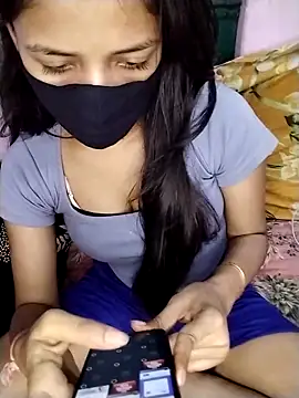 Naina-hott online show from March 1, 2026, 7:14 pm