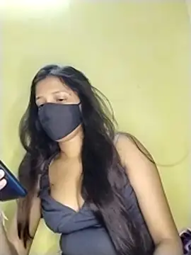 Naina-hott online show from May 8, 2026, 6:56 pm