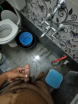 Snapshot of desimuslimcouple23 chatting on February 23, 2026, 5:46 pm desimuslimcouple23 online show from February 23, 2026, 5:46 pm