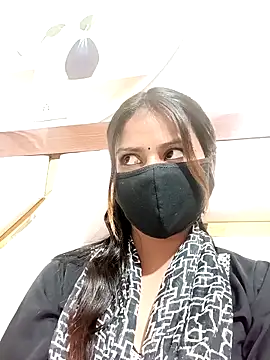 Curvy Taara online show from February 16, 2026, 11:09 am