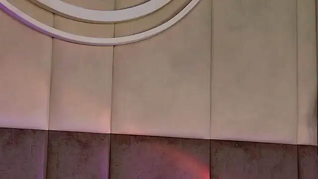 Snapshot of Beckie_White chatting on March 3, 2026, 9:11 pm Beckie White online show from March 3, 2026, 9:11 pm