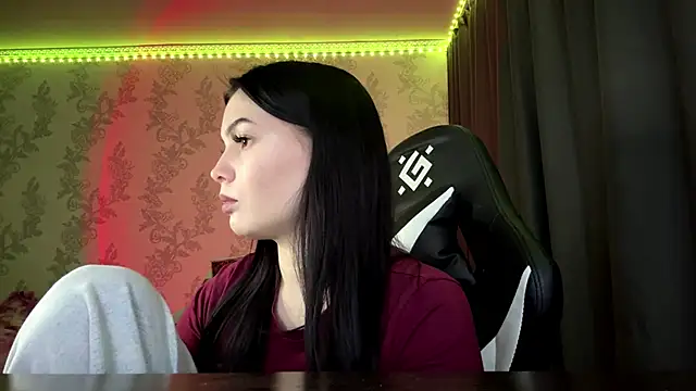 KimiCherry online show from February 5, 2026, 6:59 pm