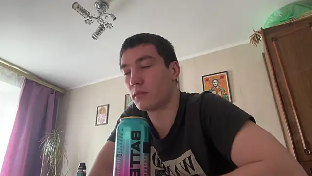 Snapshot of MoonlightVera chatting on March 20, 2026, 12:39 pm MoonlightVera online show from March 20, 2026, 12:39 pm