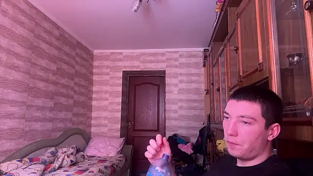 Snapshot of MoonlightVera chatting on March 11, 2026, 10:09 am MoonlightVera online show from March 11, 2026, 10:09 am