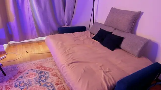 CalmFever online show from February 12, 2026, 12:27 pm