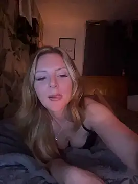 FlissBelle online show from February 5, 2026, 10:38 pm