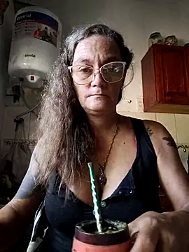 Sofia luv online show from February 8, 2026, 1:31 pm