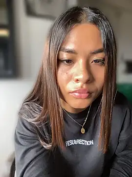 Romie rous online show from June 25, 2026, 1:05 pm