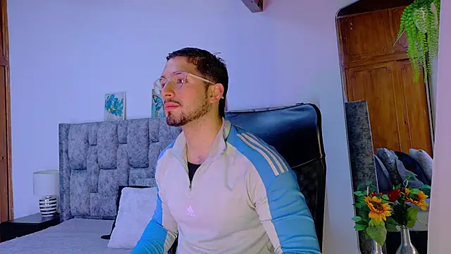 NICK MOSS  online show from March 16, 2026, 11:03 am