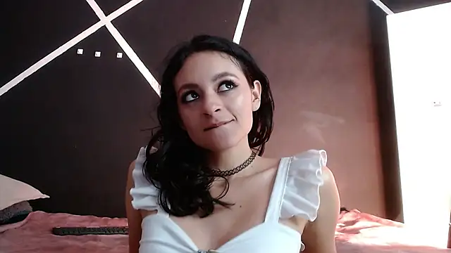 Vyoleta22 online show from February 12, 2026, 12:05 pm