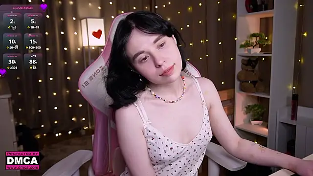 kristyykitty online show from February 10, 2026, 8:02 am